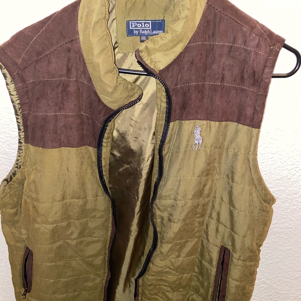 Polo vest